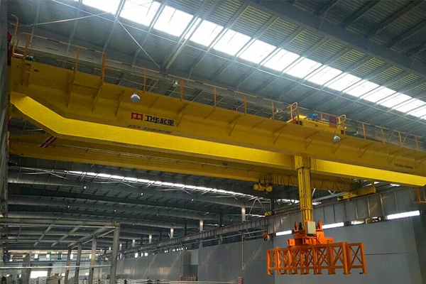 Sandwich Panel Crane