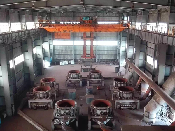 Precise-position-metallurgy-crane